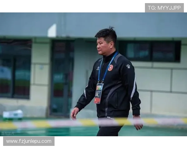 李金羽谈冲超平静心态称庄总压力巨大始终保持球队稳定表现出色了 李金羽谈冲超平静心态称庄总压力巨大始终保持球队稳定表现出色了